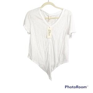 Elan x South Moon Under white short sleeve T-shirt V neck size S NWT